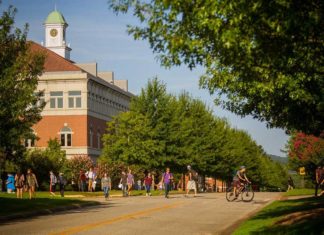 Two Alumni Named to Foundation Board Campus