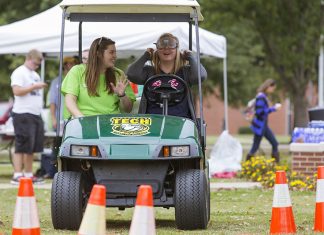 Collegiate Alcohol Awareness Day Events Tuesday Drunk Driving Simulator
