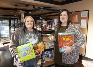 Staff Senate Delivers Food to G&G Cupboard Staff Senate G&G Cupboard Drive December 2019