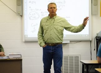 ATU Alum Speaks to Ozark Campus HVAC Students