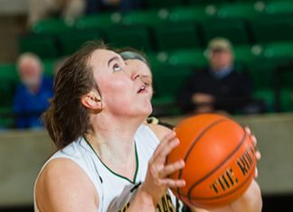 Suns’ Stingy Fourth-Quarter Defense Wins the Day