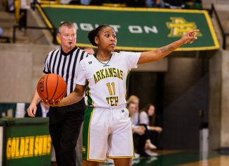 Late Surge Keeps Golden Suns in First Place Jayana Sanders 1-16-2020