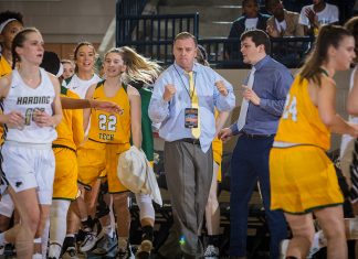 Golden Suns Survive and Advance 74-72 Dave Wilbers 3-5-2020