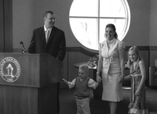 Tech Tidbits: Wilbers Reaches Significant Milestone Dave Wilbers and Family 2007