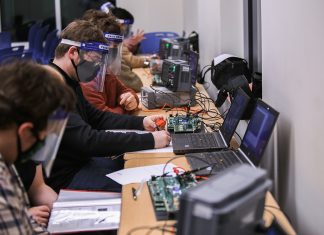 Interacting With Industry: ATU Electrical Engineering Students Get Hands-On Experience Keysight Demonstration at ATU Spring 2021