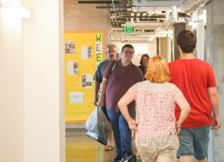 What college students wish they could say to their parents about moving home for the summer