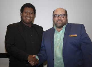 Huss Voted ATU Professor of the Year Marquis Vasquez and Dr. Sean Huss 4-26-2022