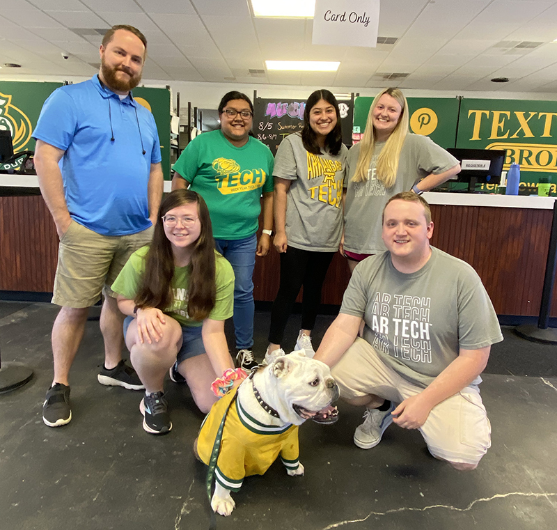 Jerry the Bulldog, Arkansas Tech University campus ambassador, dropped by the Textbook Brokers location in Russellville at the beginning of the fall 2022 semester.