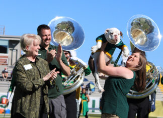 Jerry II Takes Office as Campus Ambassador Jerry II Collar Ceremony 10-1-2022