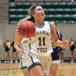 Tech Tidbits: Oglesby Shines Bright in Return to Line-Up Jalei Oglesby 11-14-2022