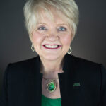 Farewell Reception for President Bowen November 8 Dr. Robin E. Bowen