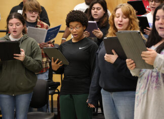 ATU Choirs to Sing American Music From Multiple Eras ATU Choir Students Rehearse 12-2-2024