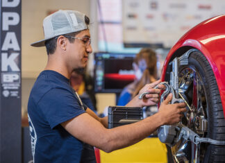 ATU-Ozark Joins Ford Motor Company ACE Program ATU-Ozark Automotive Service Technology File Photo