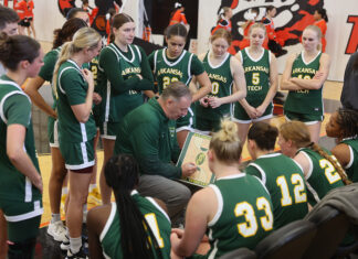 Tech Tidbits: Wilbers’ Final Home Game Thursday Night Dave Wilbers 2-21-2026