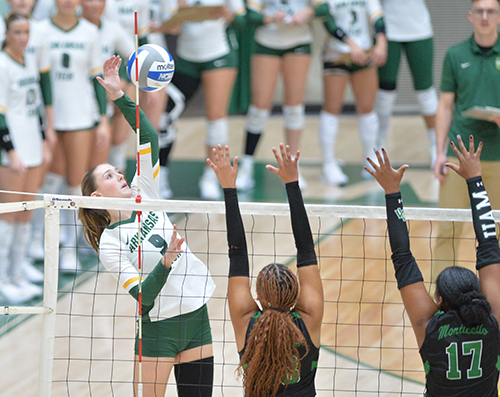 ATU Volleyball 2025 Action 500 3