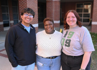 Orientation Leaders Ready to Greet ATU Newcomers Arkansas Tech University New Student Orientation Green and Gold Student Coordinators Fall 2026