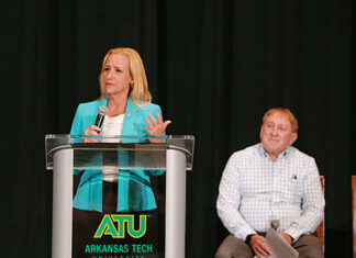 Rutledge Addresses AGS Students at Arkansas Tech Leslie Rutledge and Dr. Russell Jones
